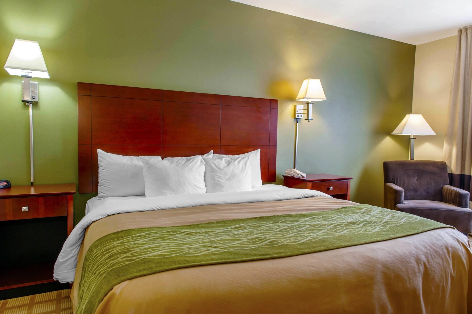 Quality Inn I-74 Batesville Exterior photo