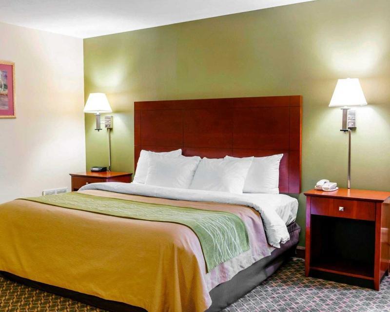 Quality Inn I-74 Batesville Exterior photo